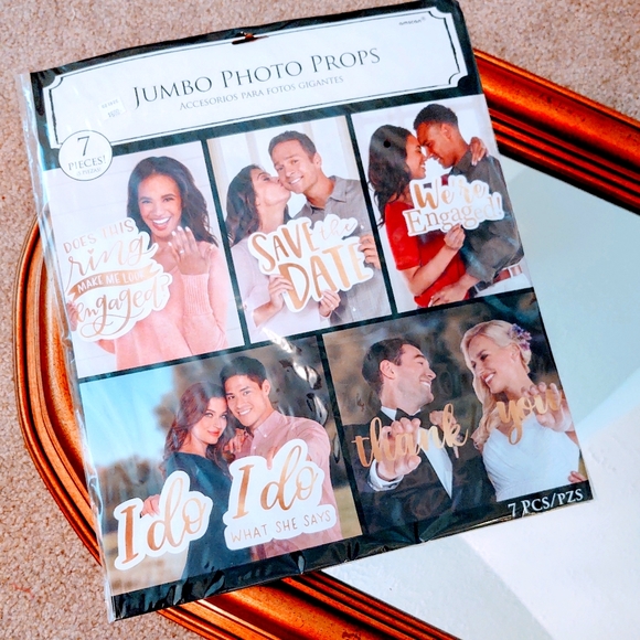 None Other - *DONATED 8/15/23* Engagement Photo Accessories